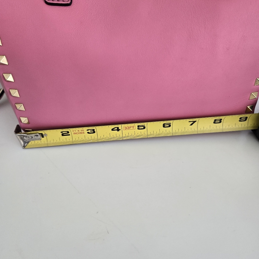 Valentino Pink and Gold Textured Leather Shoulder Bag - Picture 4 of 12